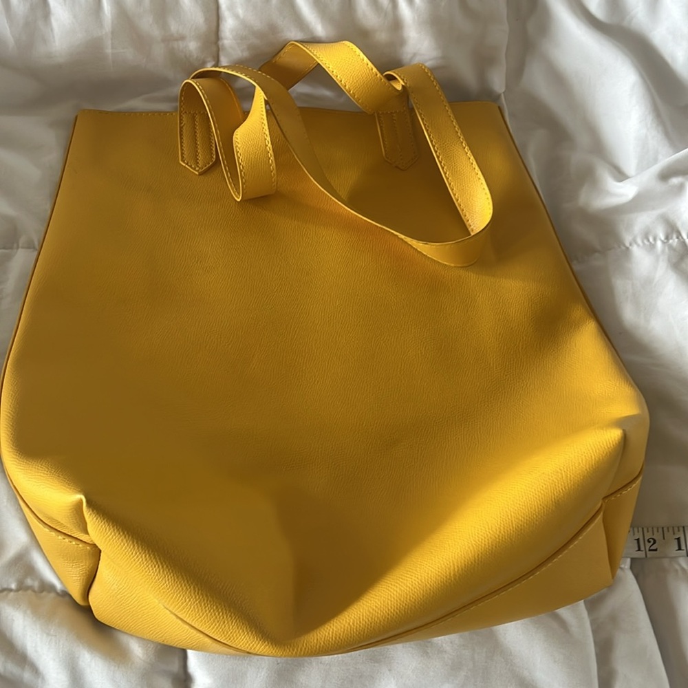 Saks Fifth Avenue Yellow Tote Bag | Large Structured Shoulder Handbag - Picture 10 of 16